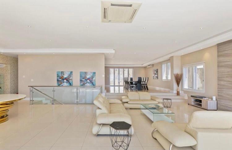 House Havana 6 Bedroom Villa, Camps Bay Holiday home *