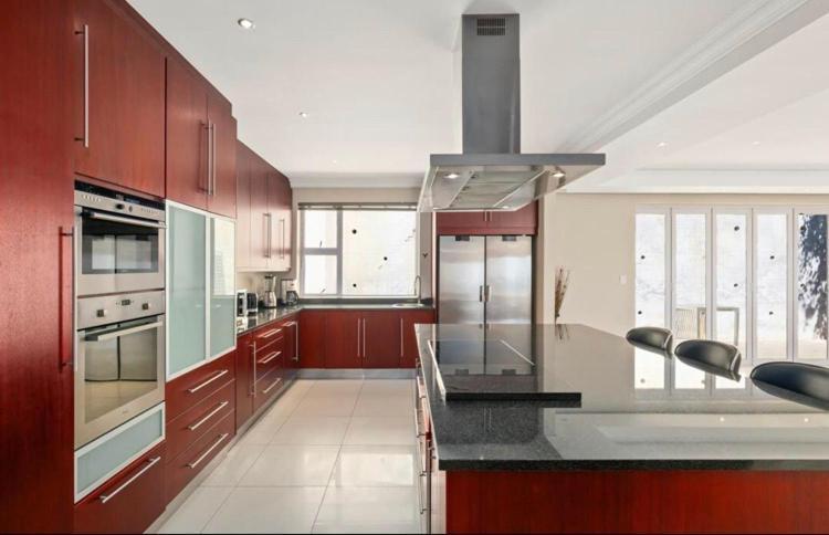 House Havana 6 Bedroom Villa, Camps Bay Holiday home Cape Town