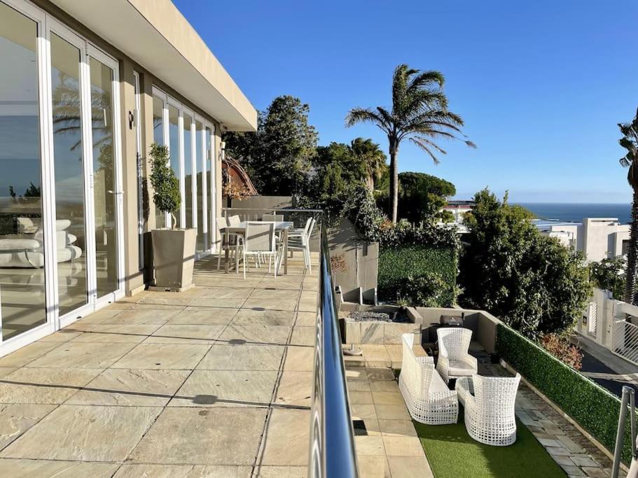 House Havana 6 Bedroom Villa, Camps Bay *